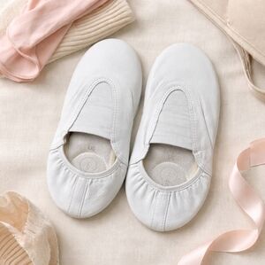 NEW Revolution Dancewear Gymnastic Shoes 4AD White Leather Slip-On  Tumbling